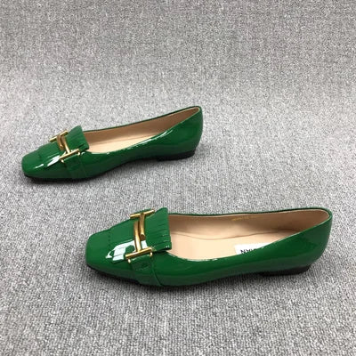 Women's Flat Shoes 2023 New Fashion Patent Leather Tassel Metal Low Heel Shallow Mouth Comfortable Casual Shoes Plus Size 33-43