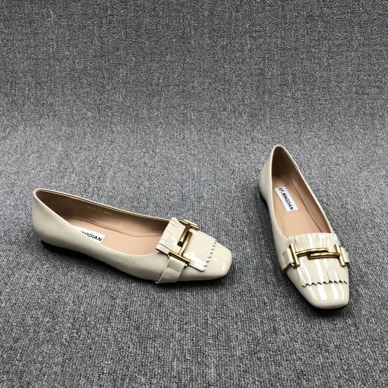 Women's Flat Shoes 2023 New Fashion Patent Leather Tassel Metal Low Heel Shallow Mouth Comfortable Casual Shoes Plus Size 33-43