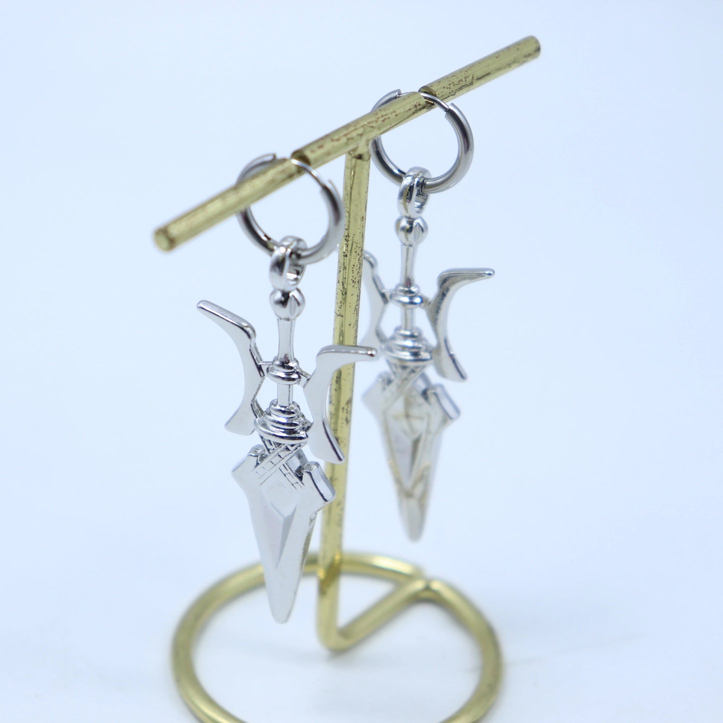 Death Note Misa Amane Cosplay Earring Halberd Drop Earrings for Women Girl Halloween Goth Cross Ear Clips Jewelry Ear Cuffs Gift