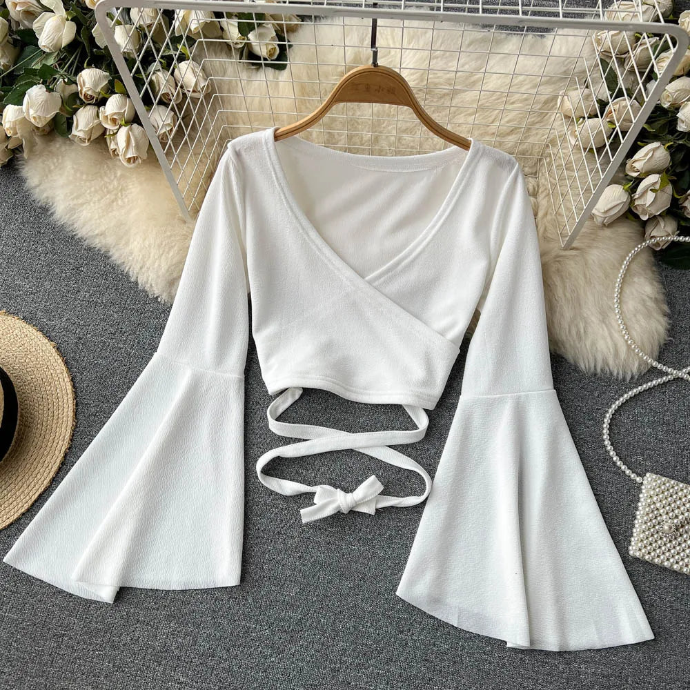 Chic Sexy Flare Long Sleeve T shirt Elegant Criss-cross Bandage Crop Top V Neck Vintage Fashion Tees Female Spring Summer Shirt