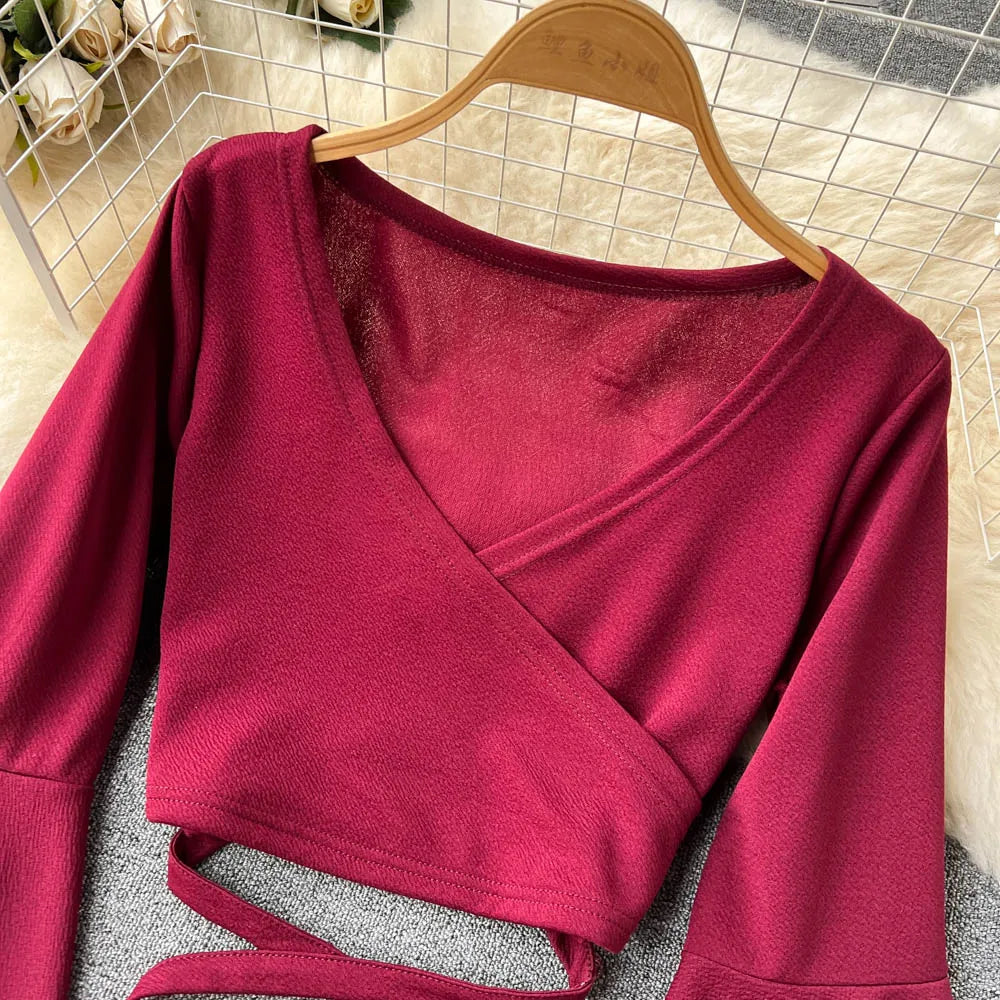 Chic Sexy Flare Long Sleeve T shirt Elegant Criss-cross Bandage Crop Top V Neck Vintage Fashion Tees Female Spring Summer Shirt