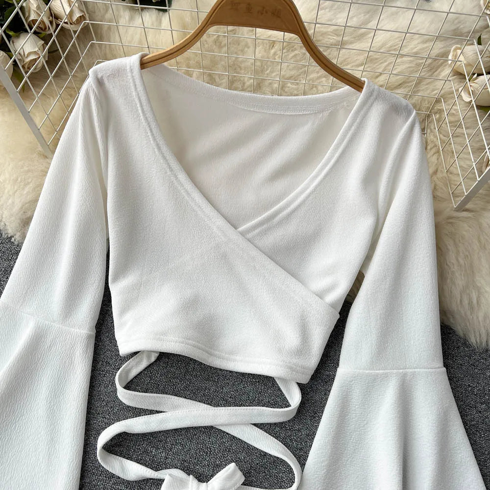 Chic Sexy Flare Long Sleeve T shirt Elegant Criss-cross Bandage Crop Top V Neck Vintage Fashion Tees Female Spring Summer Shirt