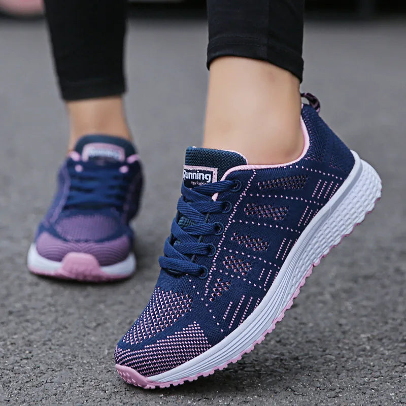 Women Run Shoes Lightweight Anti-slip Female Sports Shoes Outdoor Soft Men Sneakers Up Fashion yeezy Tennis zapatillas niño shoe