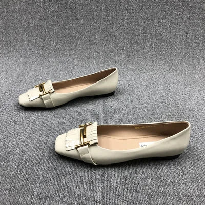 Women's Flat Shoes 2023 New Fashion Patent Leather Tassel Metal Low Heel Shallow Mouth Comfortable Casual Shoes Plus Size 33-43